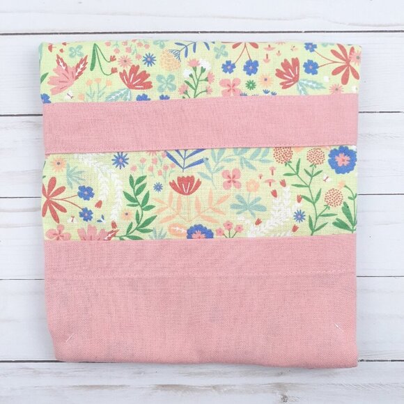 Chefs Kitchen Apron Floral Flowers Pocket 26x33 in Lily Green - Picture 2 of 2